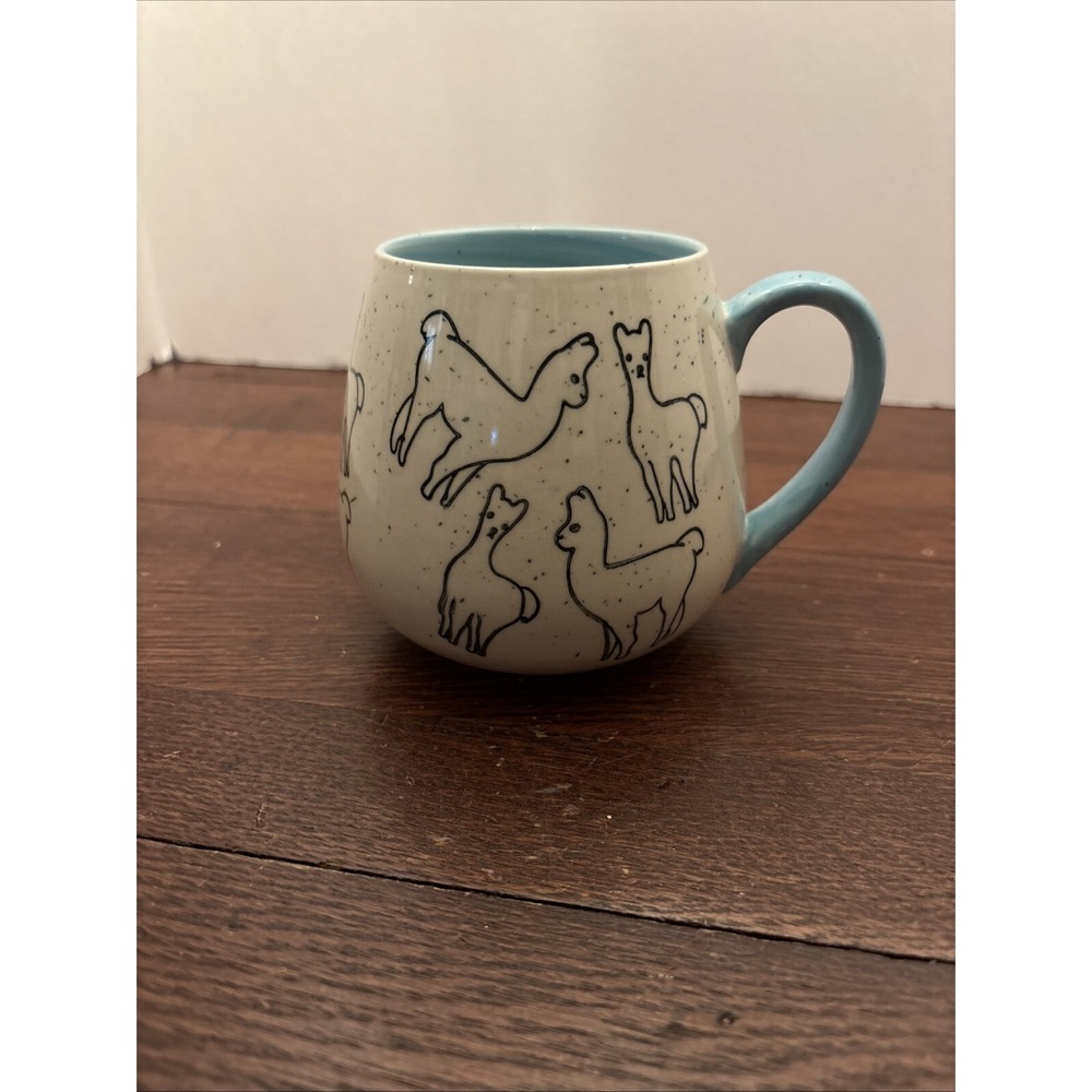 Meritage Speckled Llama Design Round Bottom‎ 20 oz Aqua Blue & White Coffee Mug